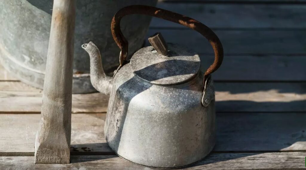 rusty kettle